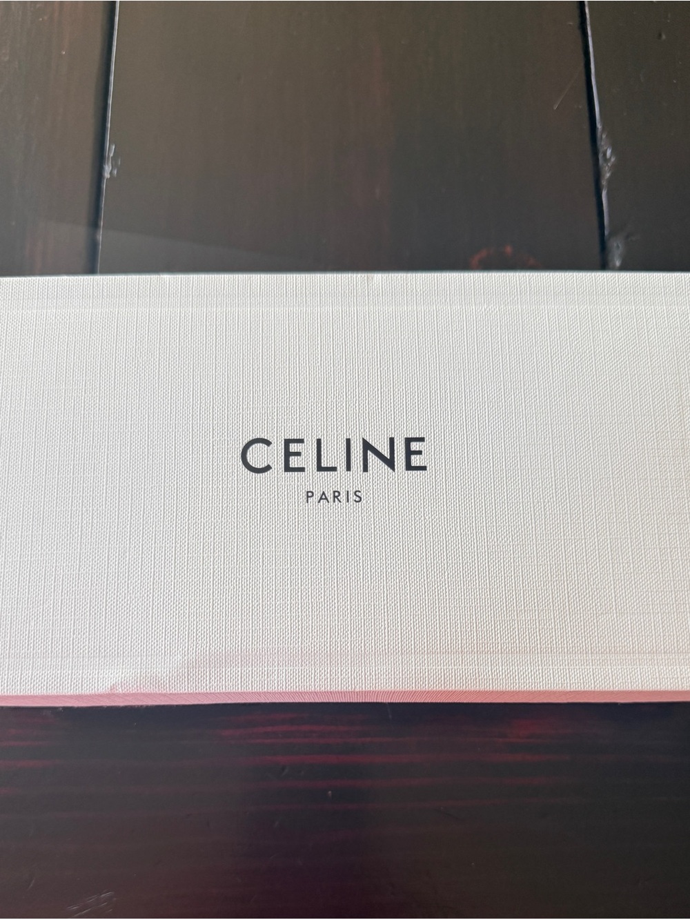 CELINE Paris Triomphe cream/Gold
Sunglasses NIB Full Set
Wristlet storage Case - Picture 3 of 10